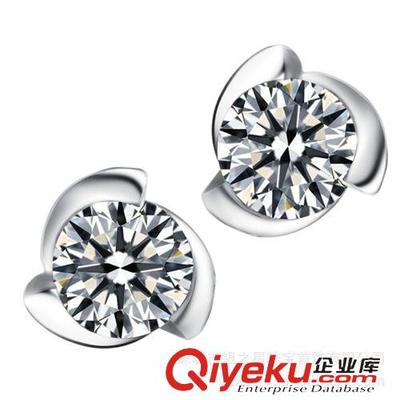 闪耀旋转 925纯银瑞士钻耳饰YA1455的精致魅力